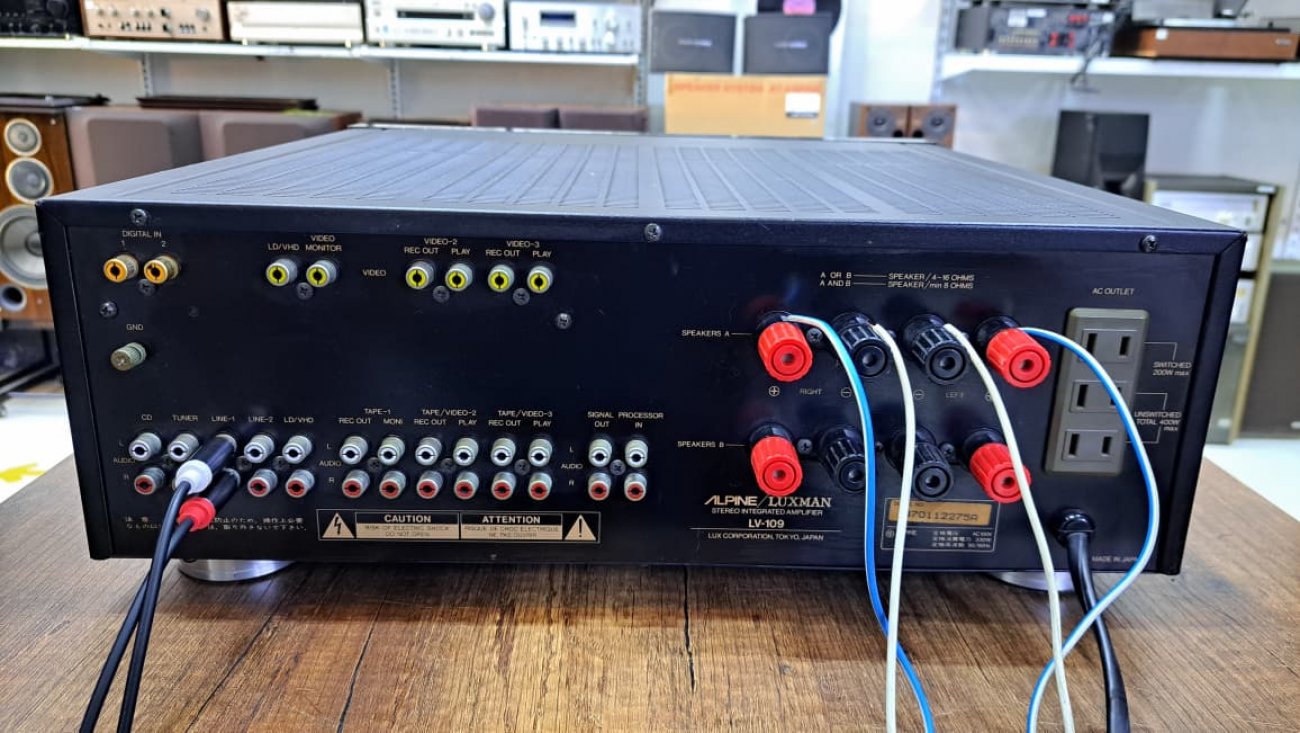 ALPINE/LUXMAN MODELO LV-109