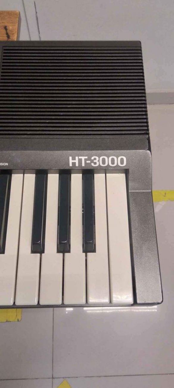 CASIO MODELO HT-3000