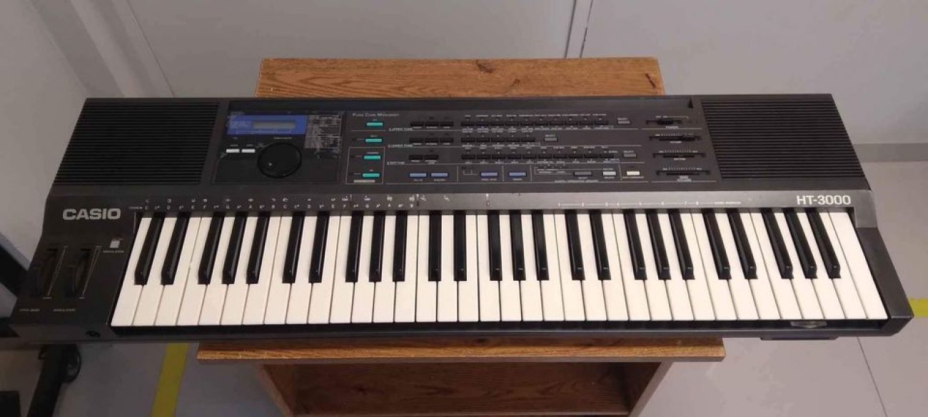 CASIO MODELO HT-3000