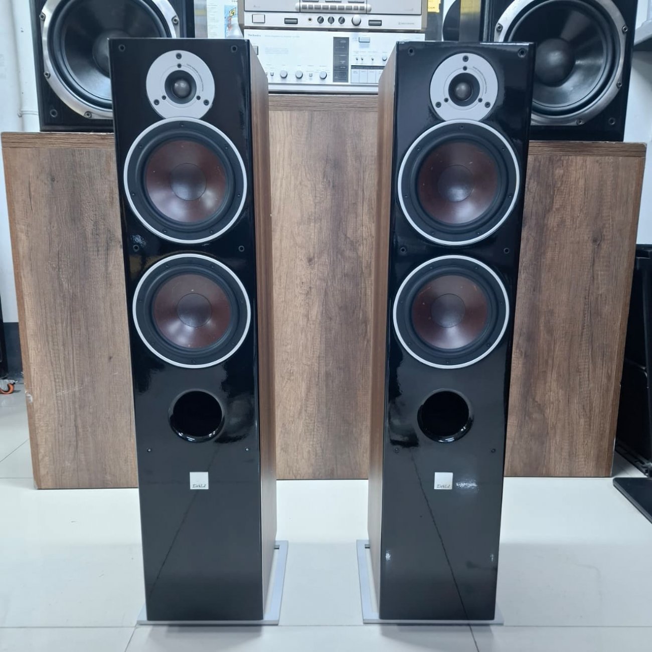 DALI MODELO ZENSOR 7