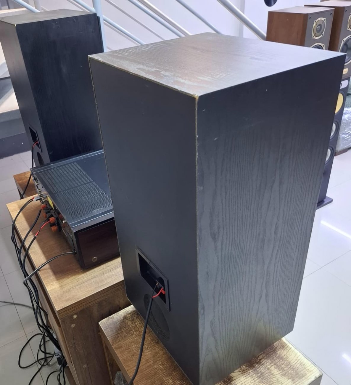 DCM MODELO KX-10 LOUDSPEAKERS
