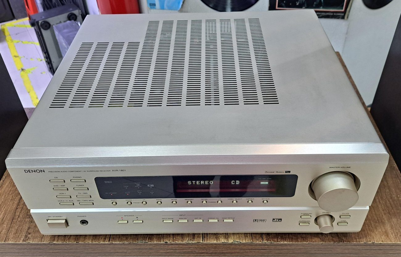 DENON MODELO AVR-1801