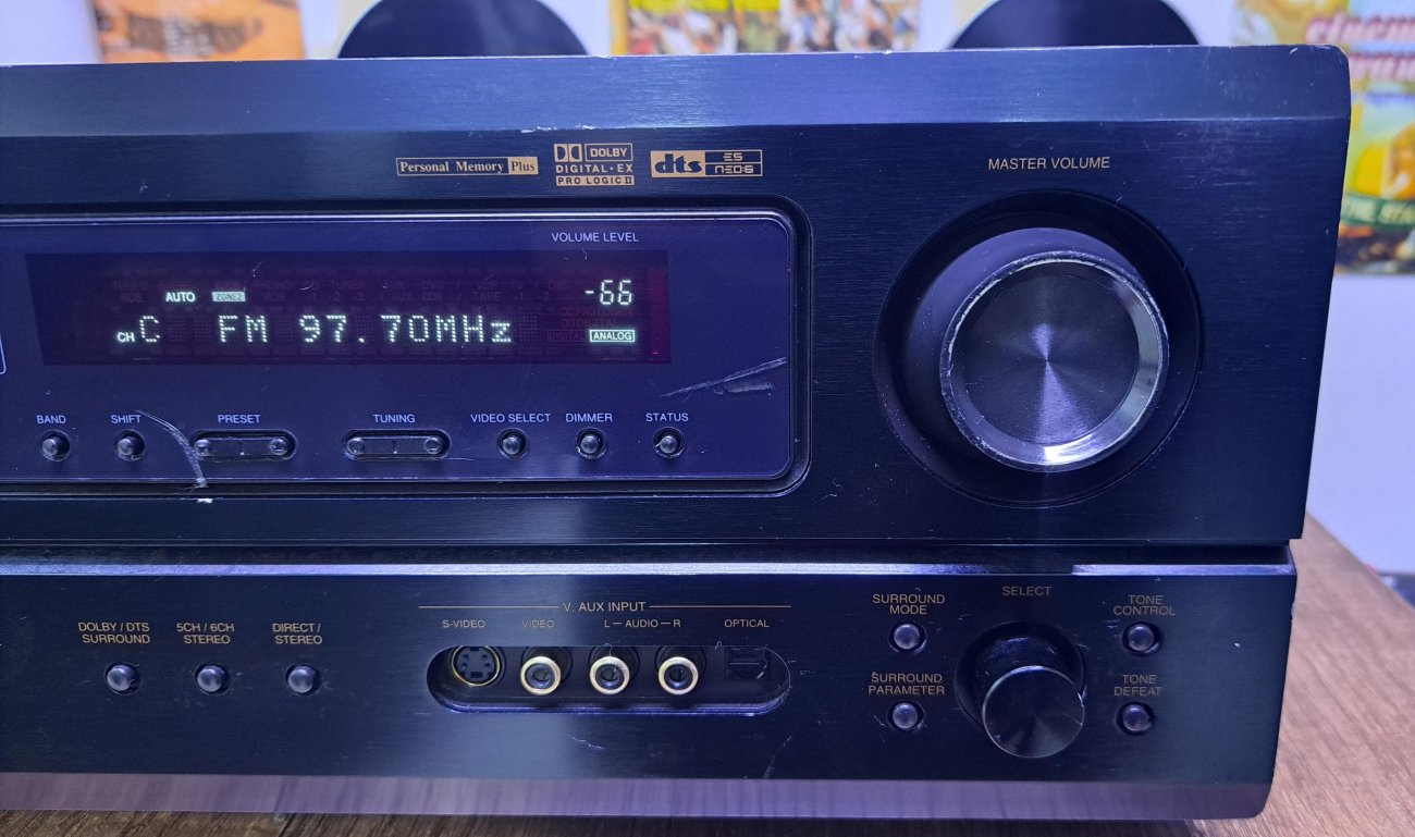 DENON MODELO AVR-884