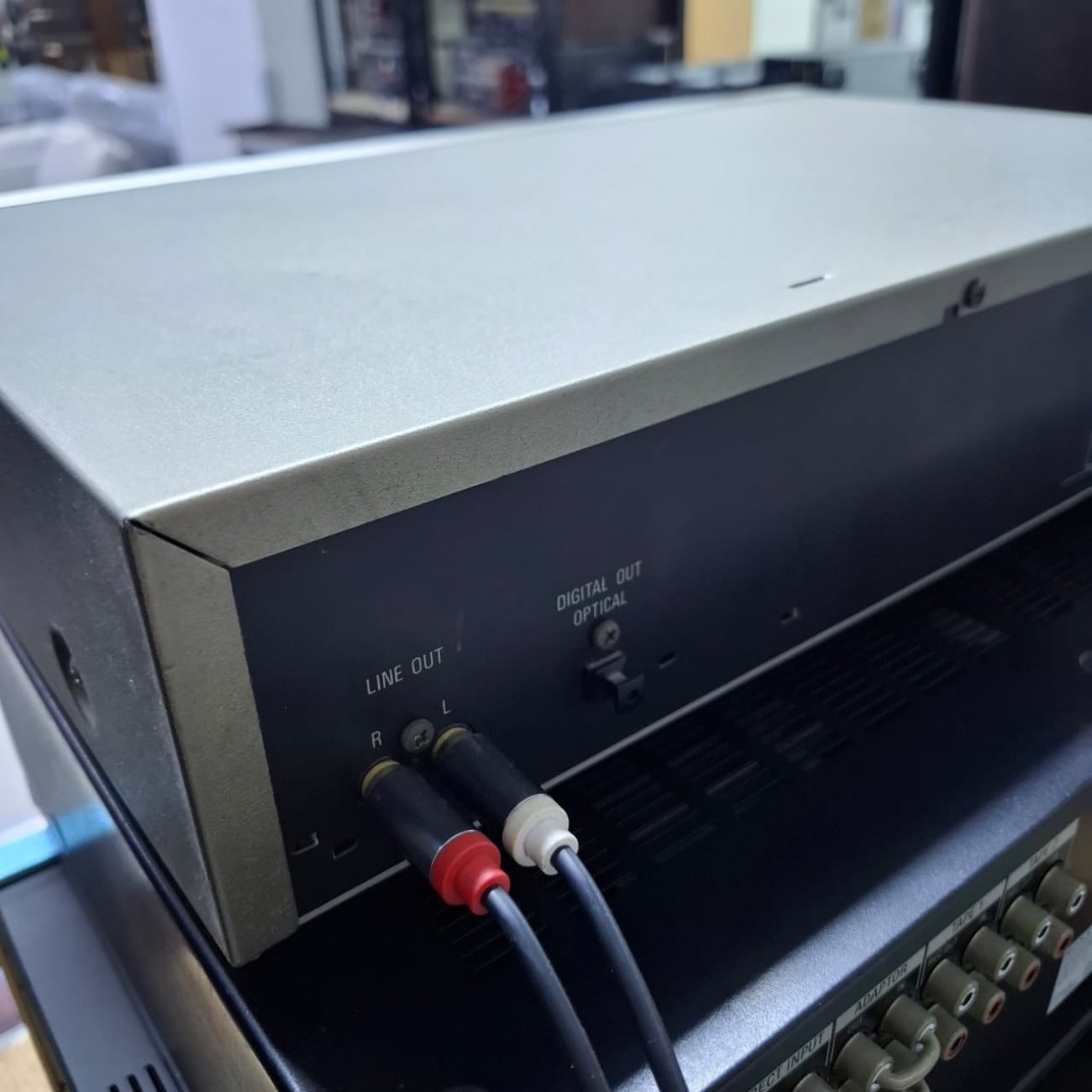 DENON MODELO DCD-735