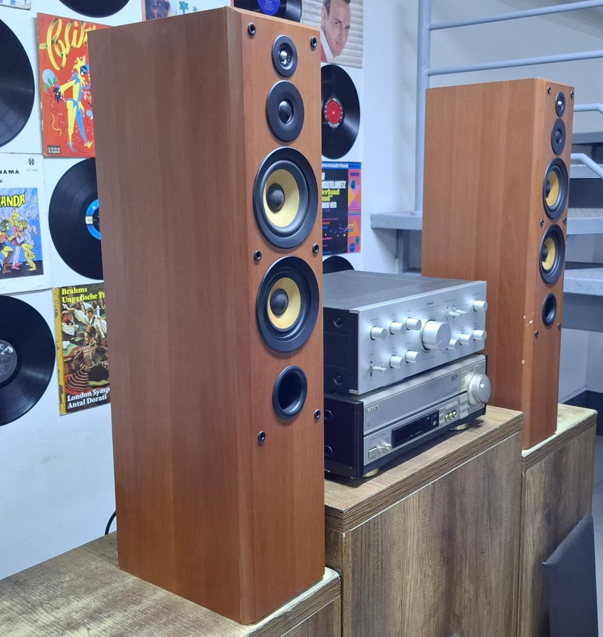DENON MODELO SC-T33