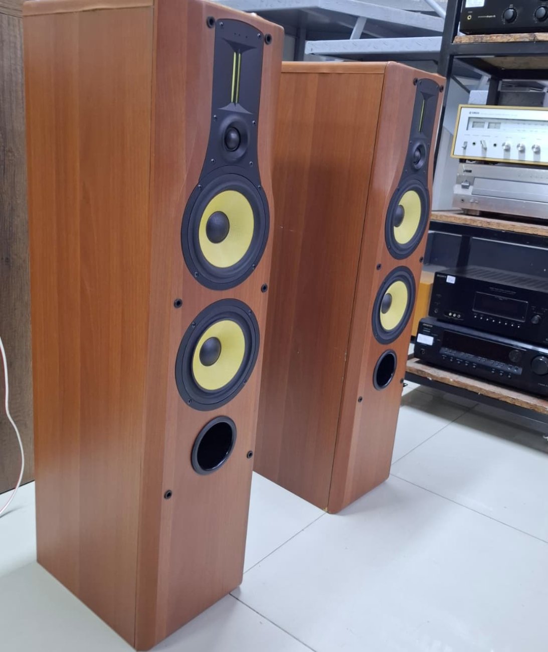 DENON MODELO SC-T777SA