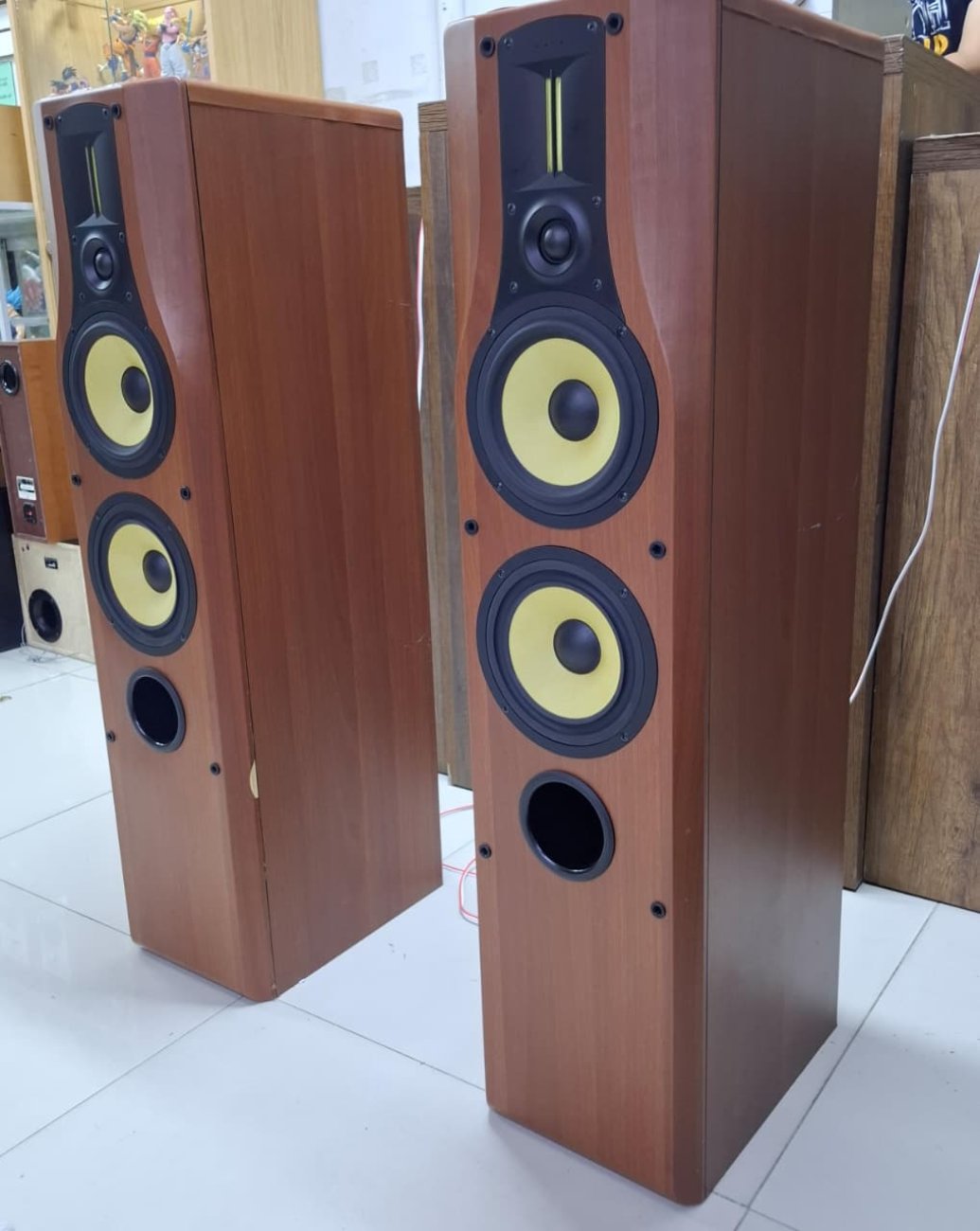 DENON MODELO SC-T777SA