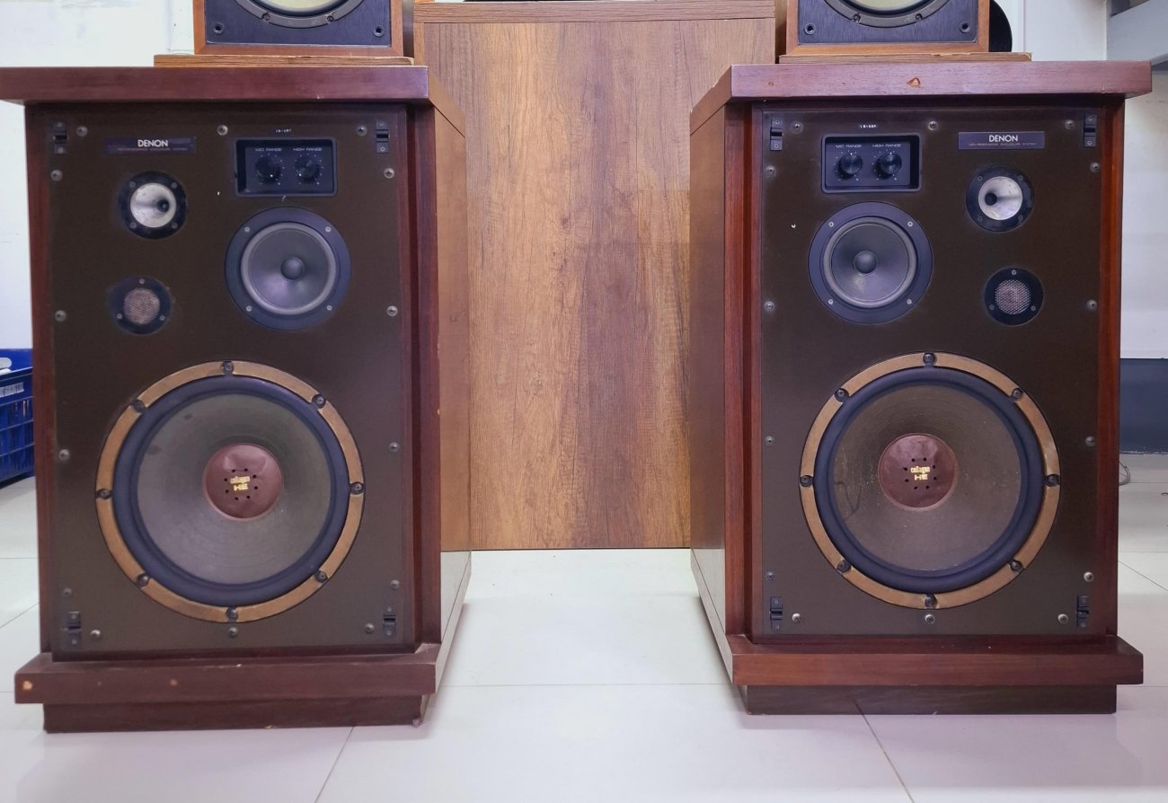 DENON MODELO VS-560