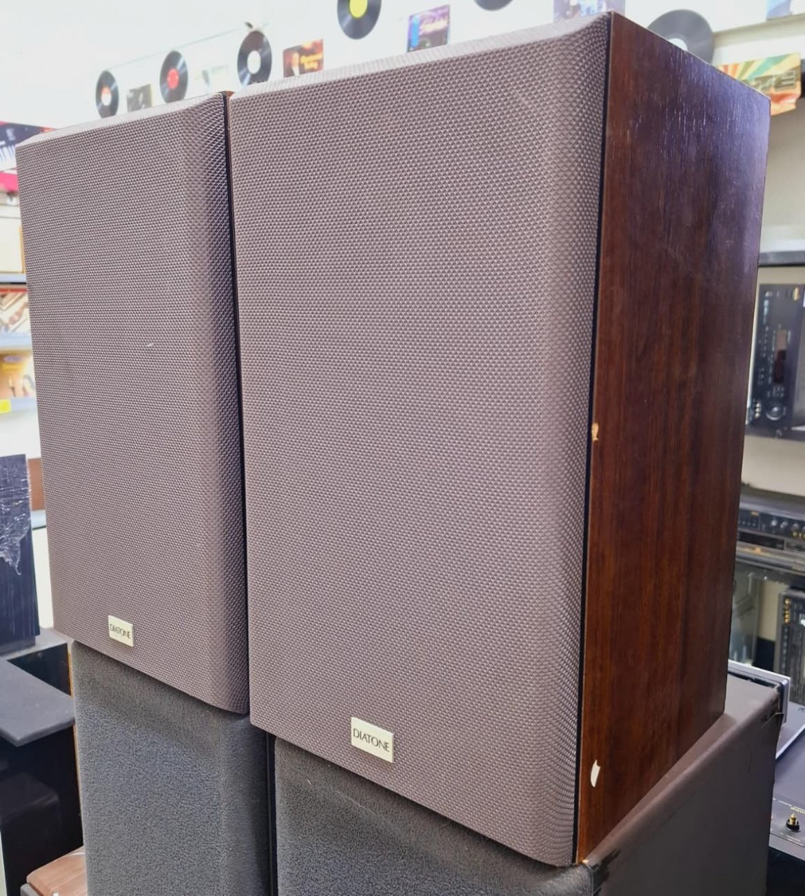 DIATONE MODELO DS-15B