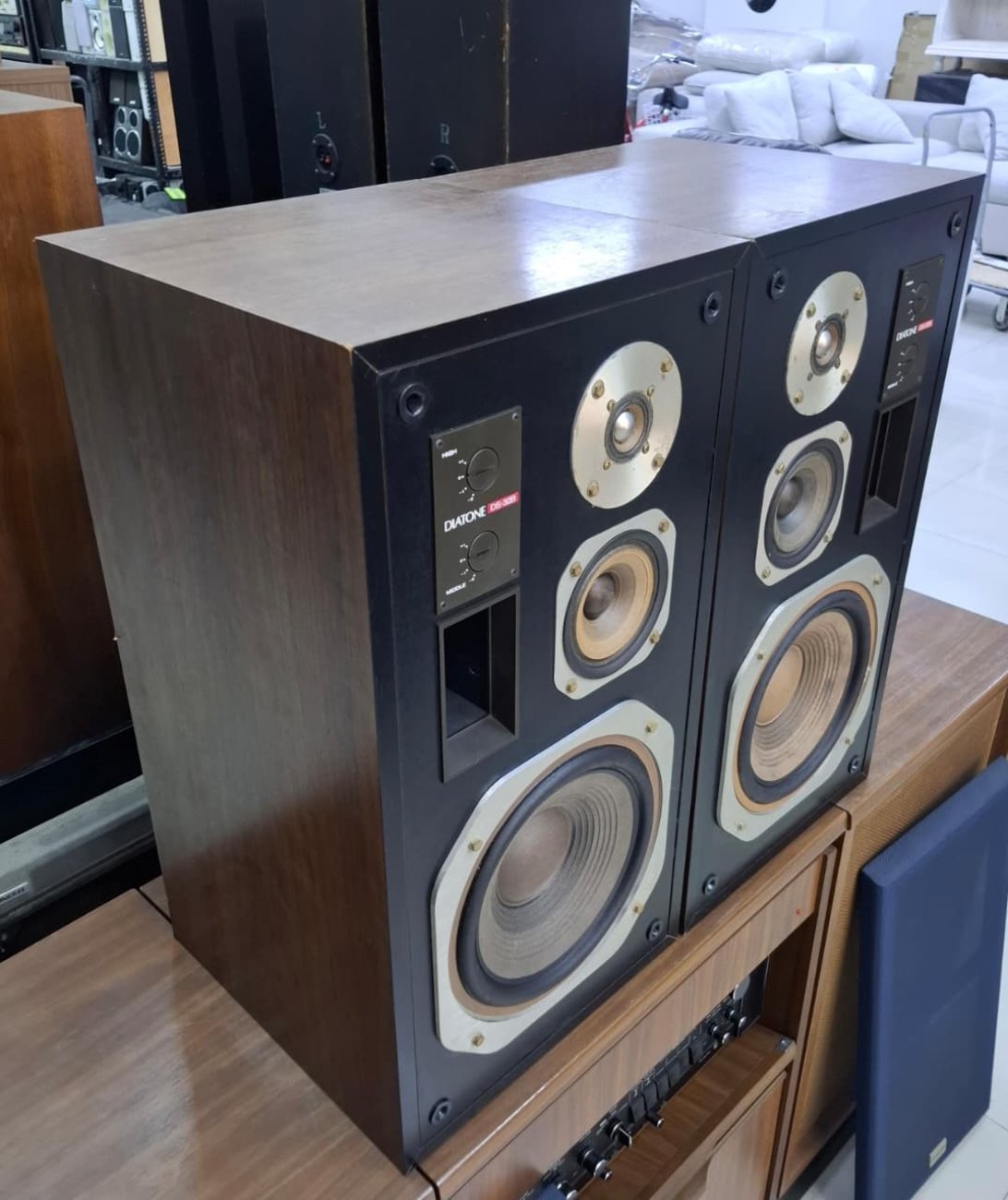 DIATONE MODELO DS-32B 