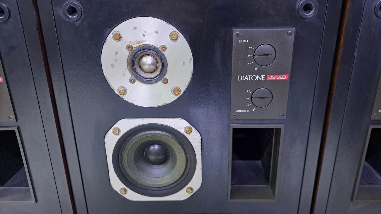 DIATONE MODELO DS-32B 