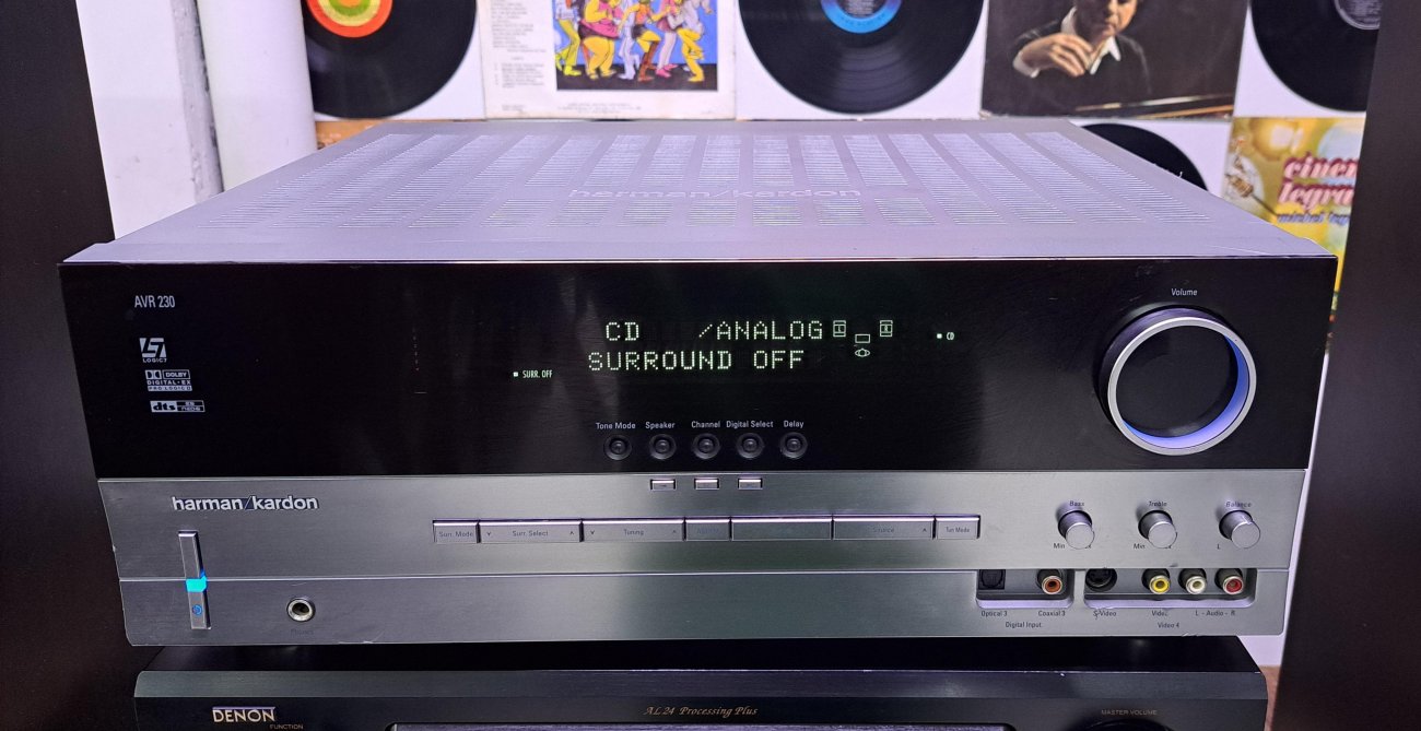 HARMAN/KARDON MODELO AVR 230