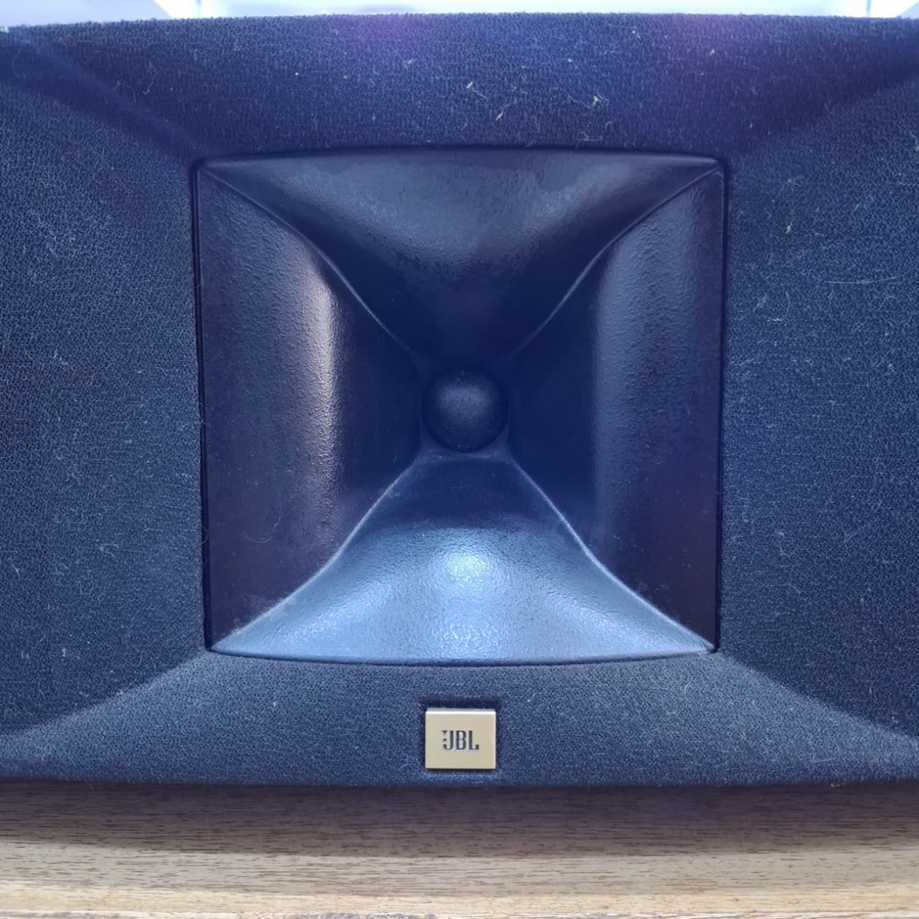 JBL MODELO CENTRAL SVA