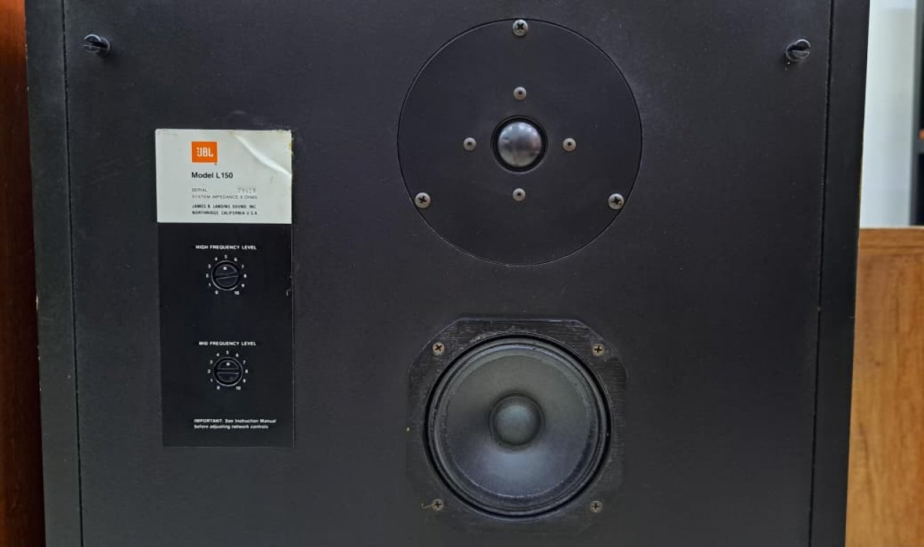 JBL MODELO L150