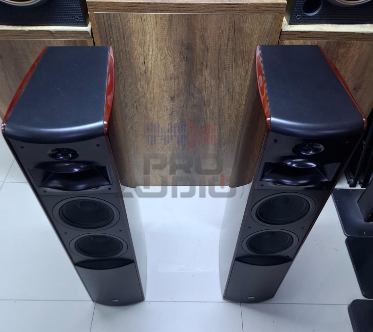 JBL MODELO LS60