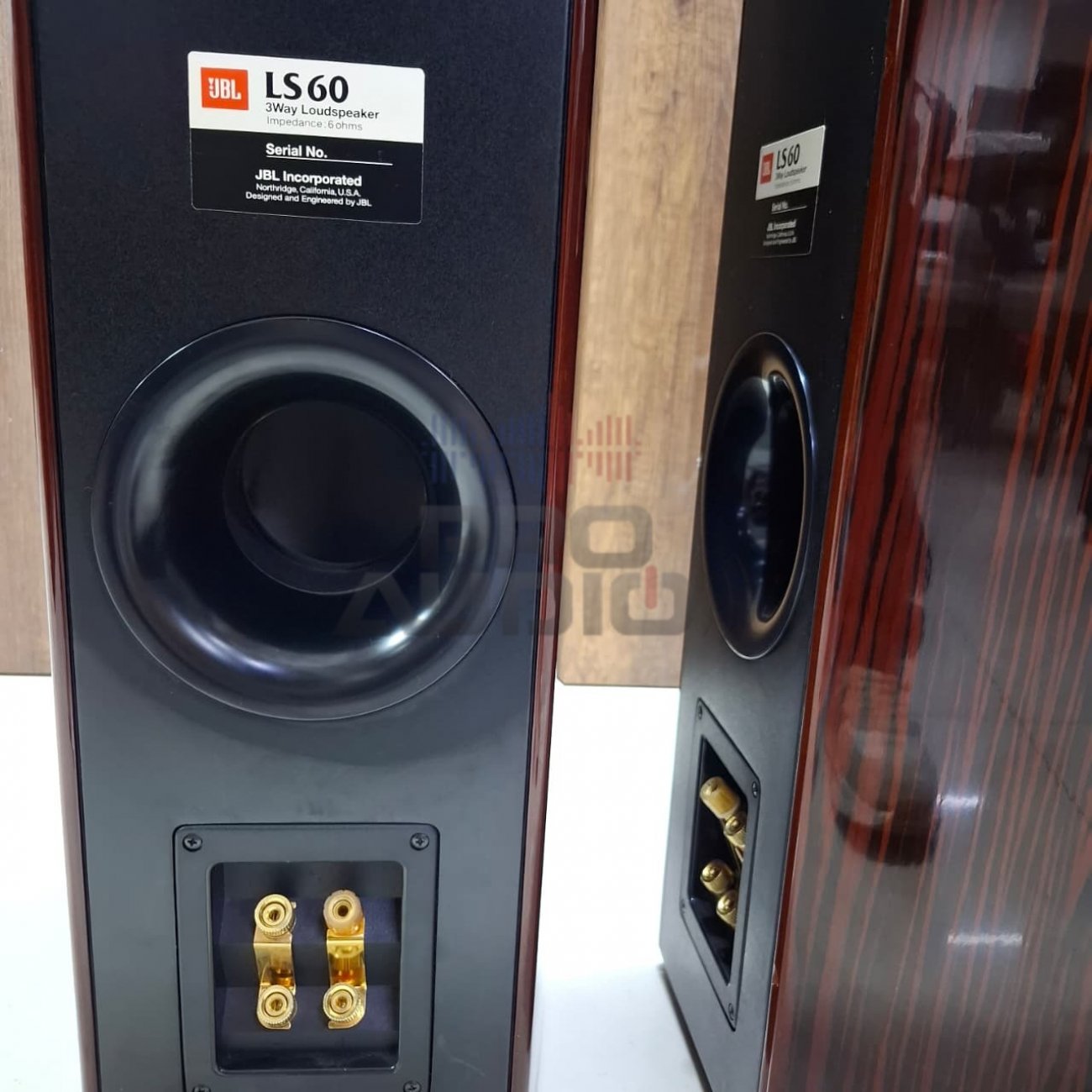 JBL MODELO LS60