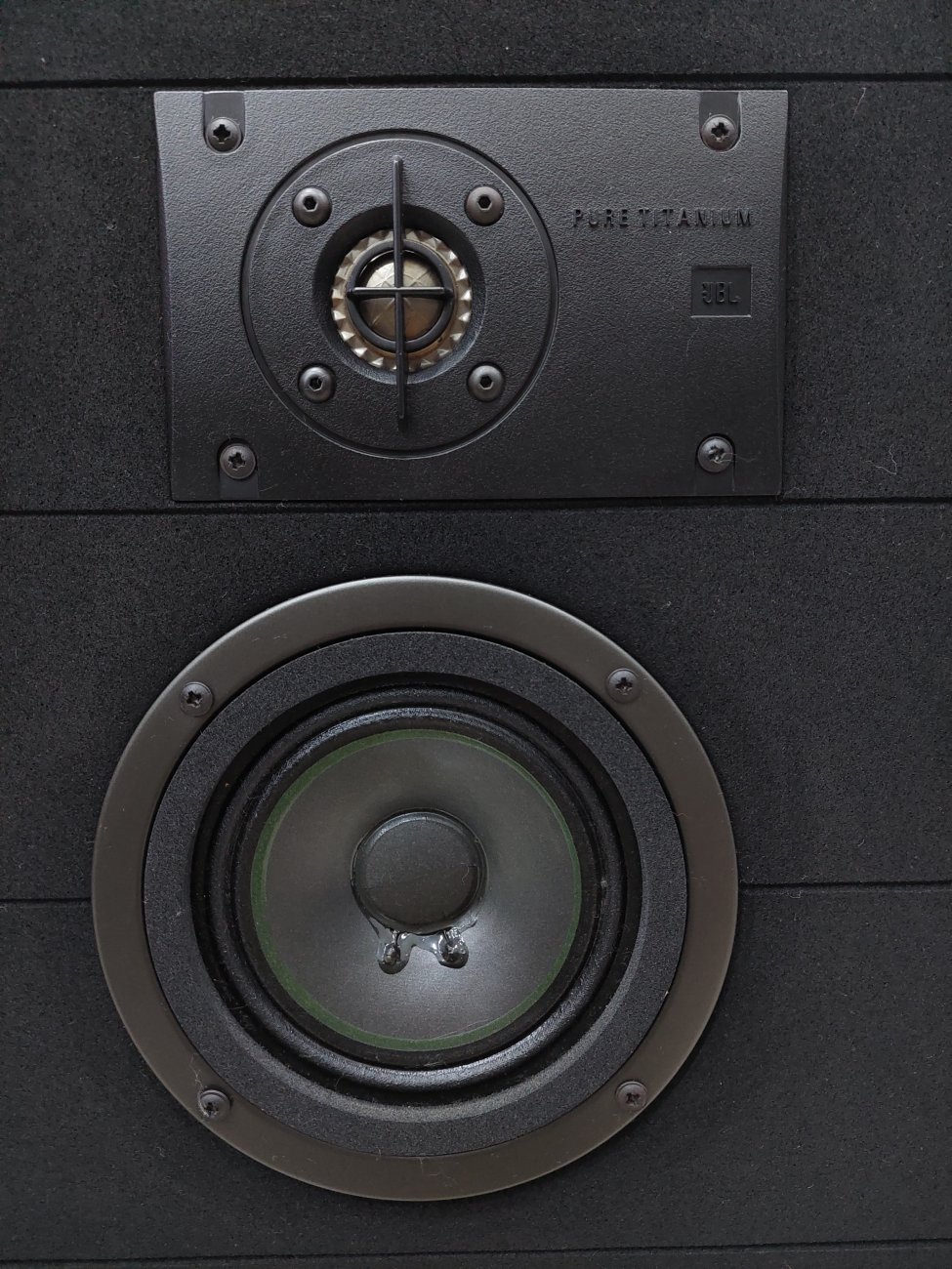 JBL MODELO LX66