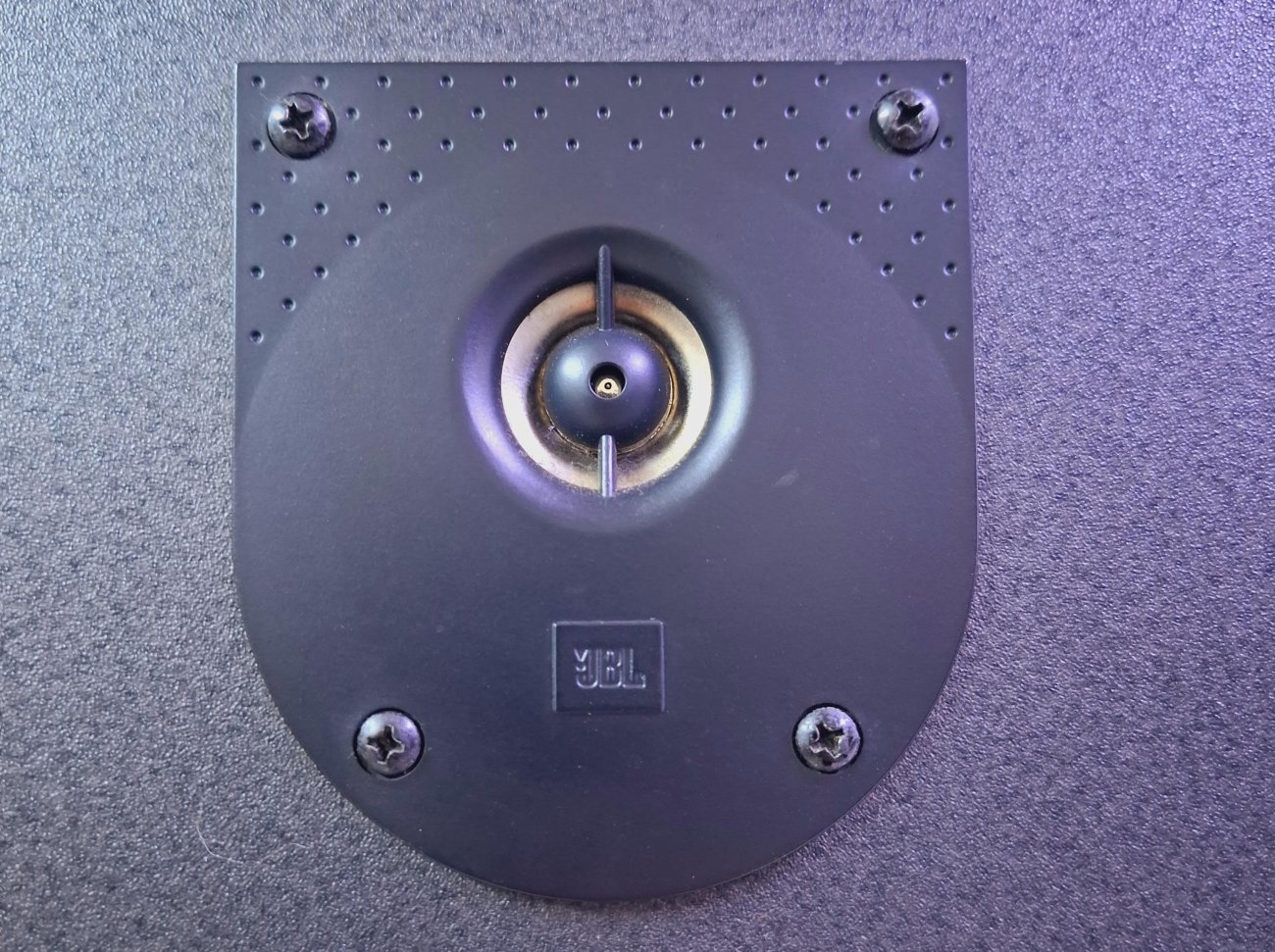 JBL MODELO MR28