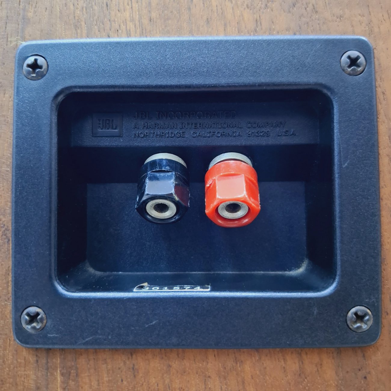 JBL MODELO STUDIO MONITOR 4408