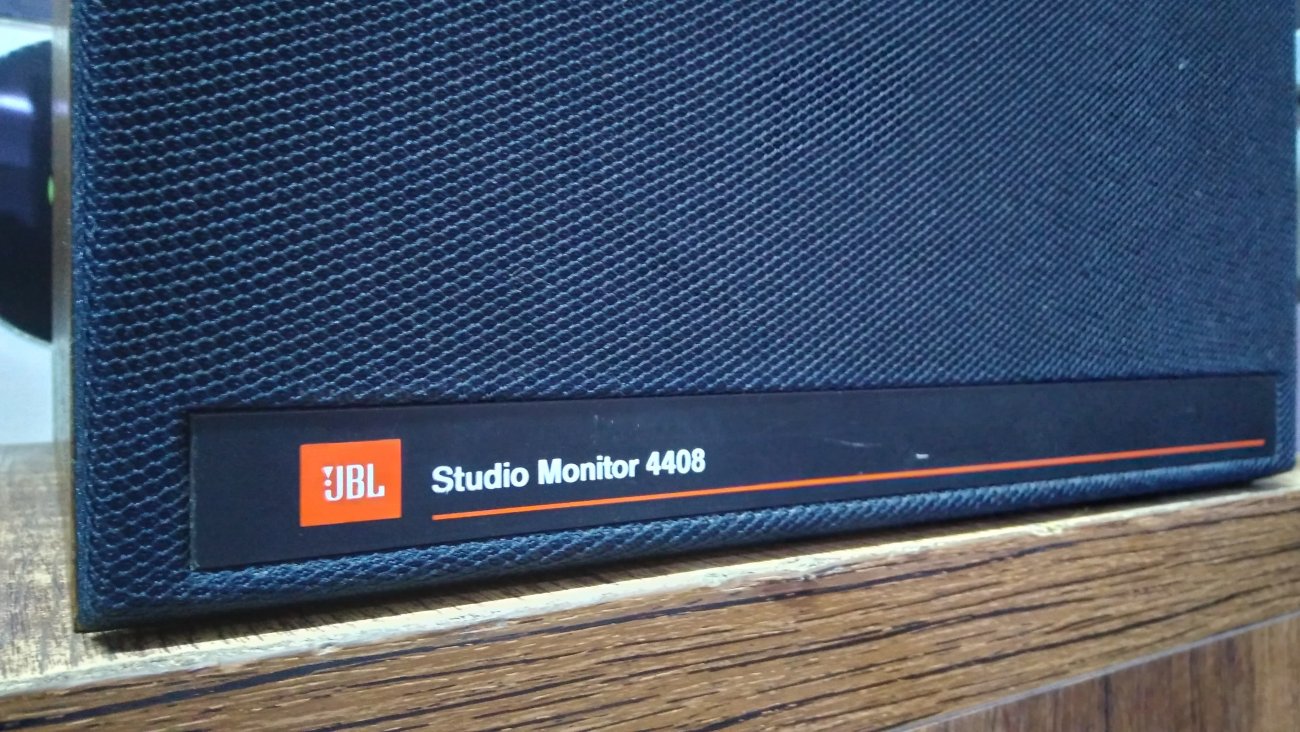 JBL MODELO STUDIO MONITOR 4408