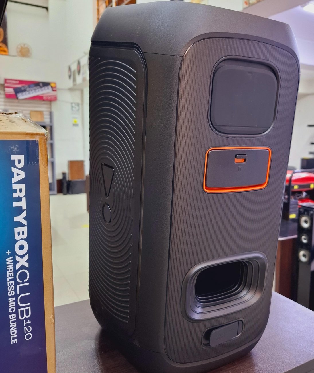 JBL PARTYBOX CLUB 120