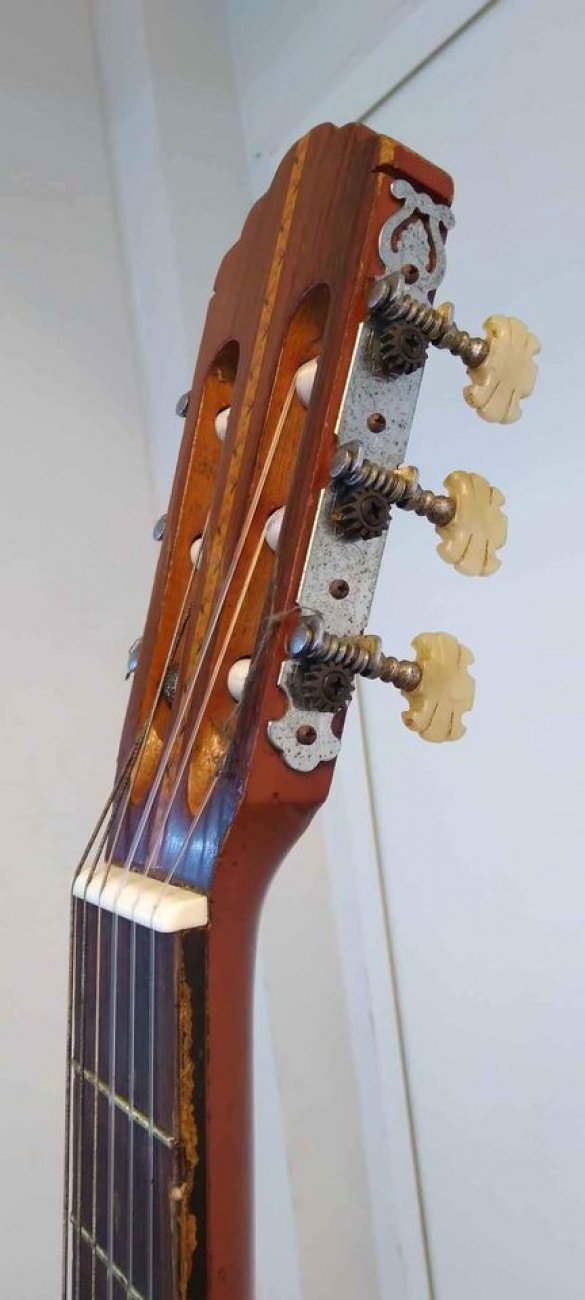 KAWAI MODELO GT-75