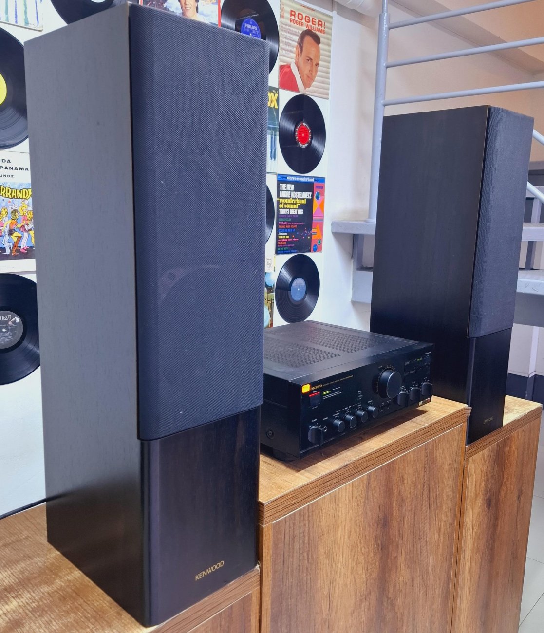 KENWOOD MODELO S-V66E