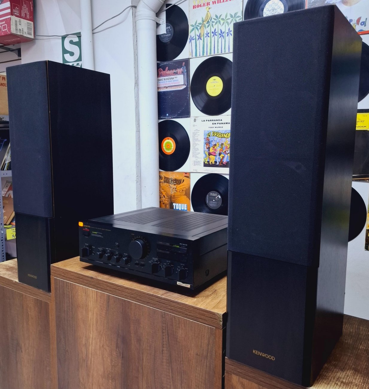 KENWOOD MODELO S-V66E