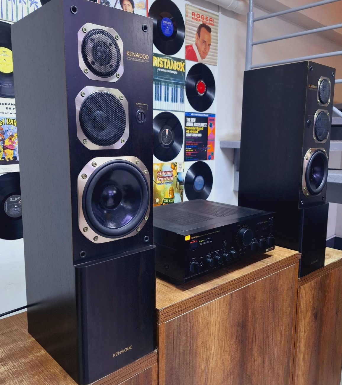 KENWOOD MODELO S-V66E