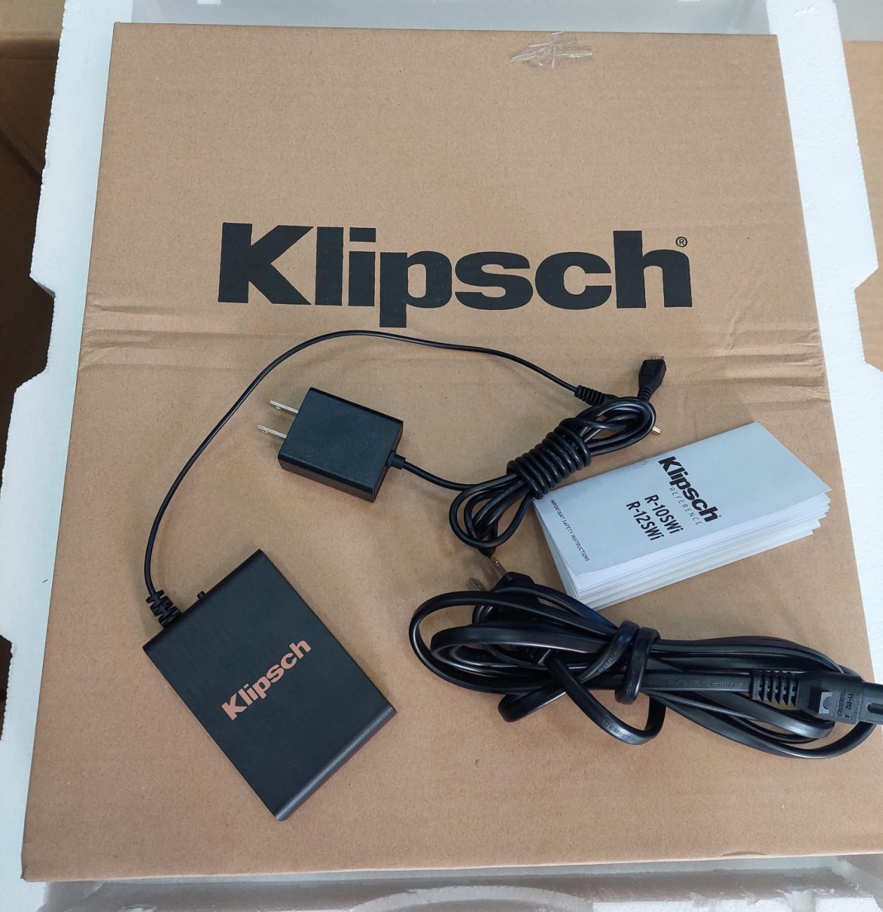 KLIPSCH MODELO R-12SWI