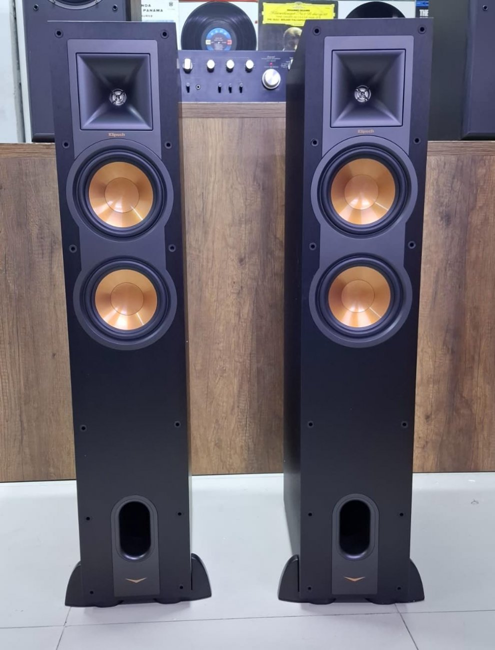 KLIPSCH MODELO R-26FA