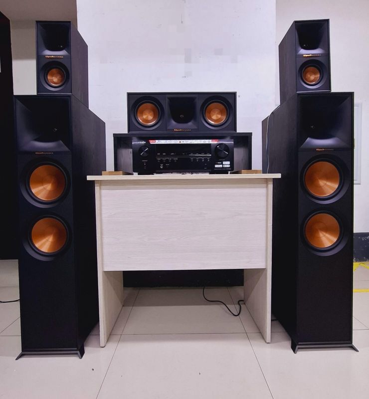 KLIPSCH MODELO R806-FA