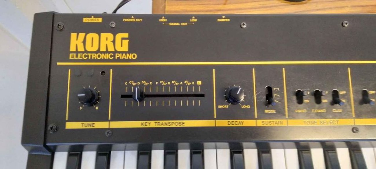 KORG MODELO LP-10