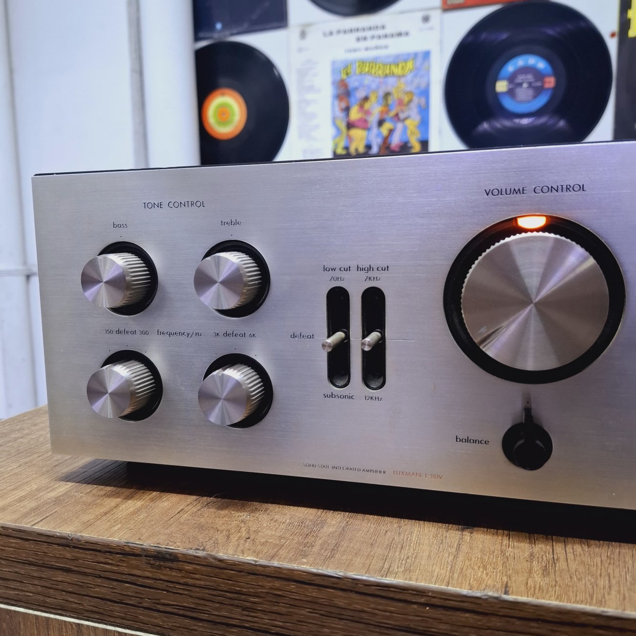 LUXMAN MODELO L-80V