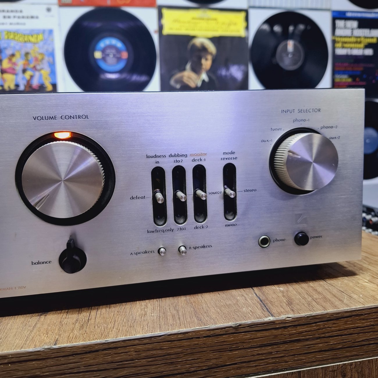 LUXMAN MODELO L-80V