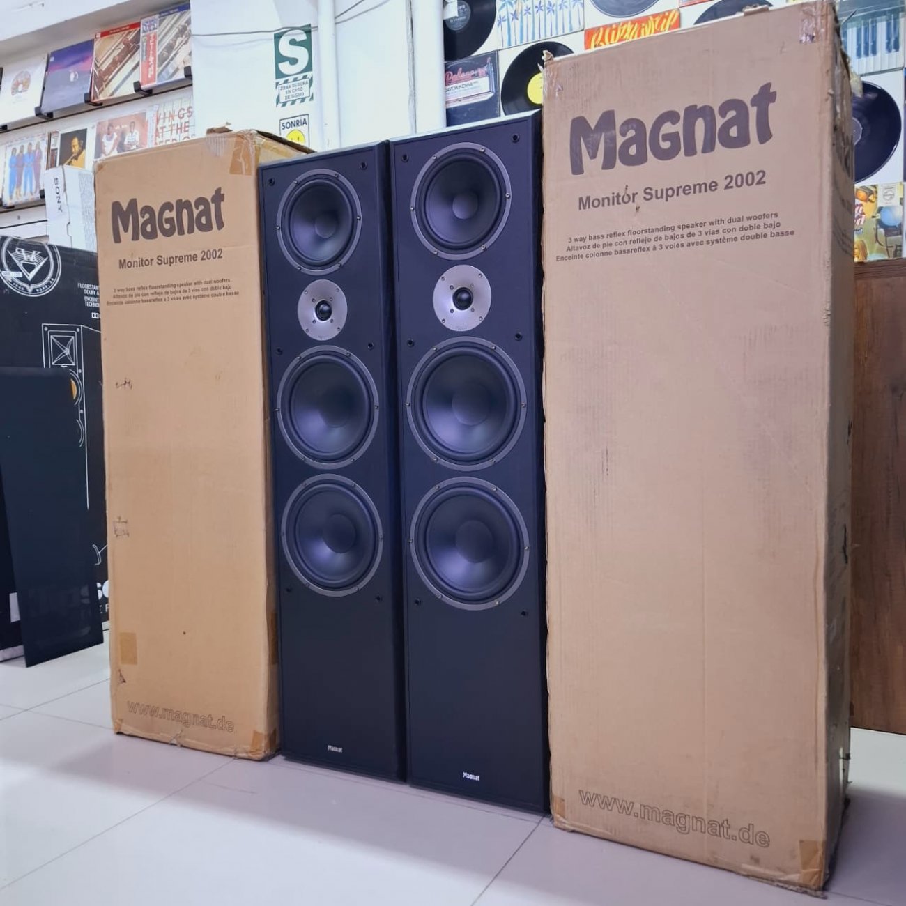 MAGNAT MONITOR SUPREME 2002