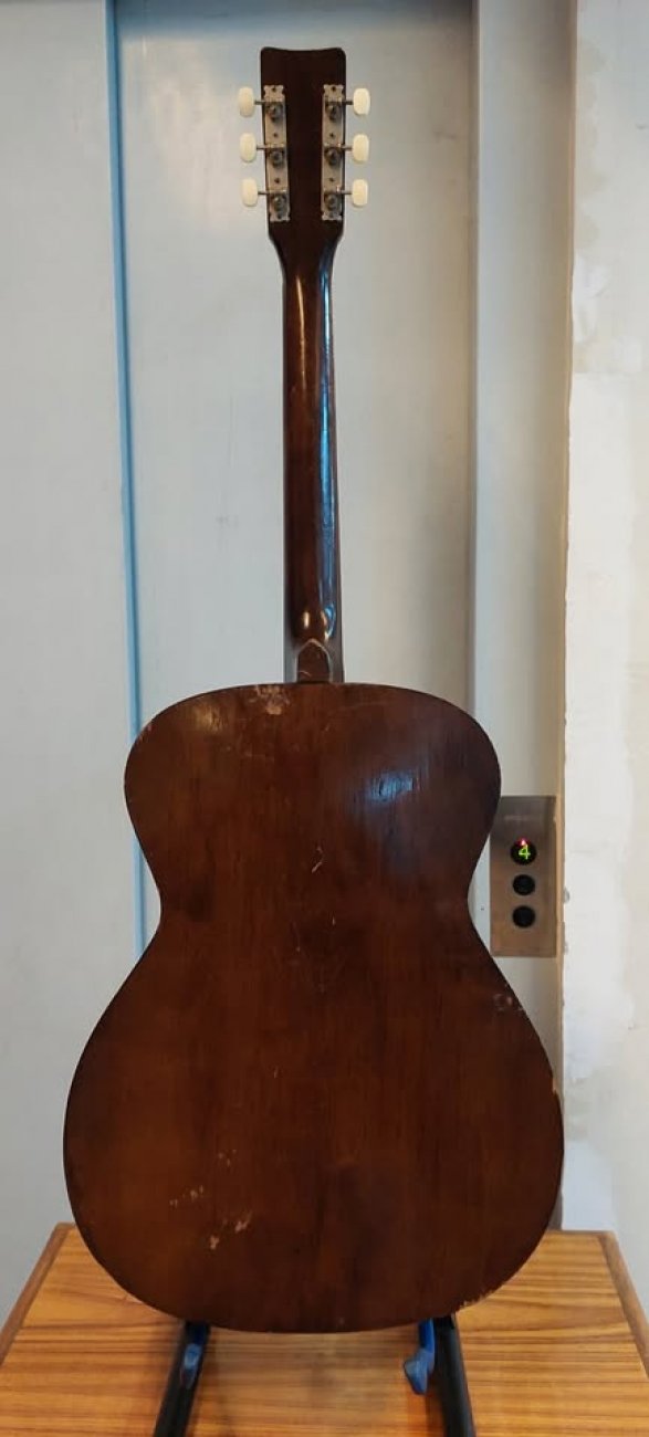 MANUFACTURED BY YOURS GUITAR CO LTD
