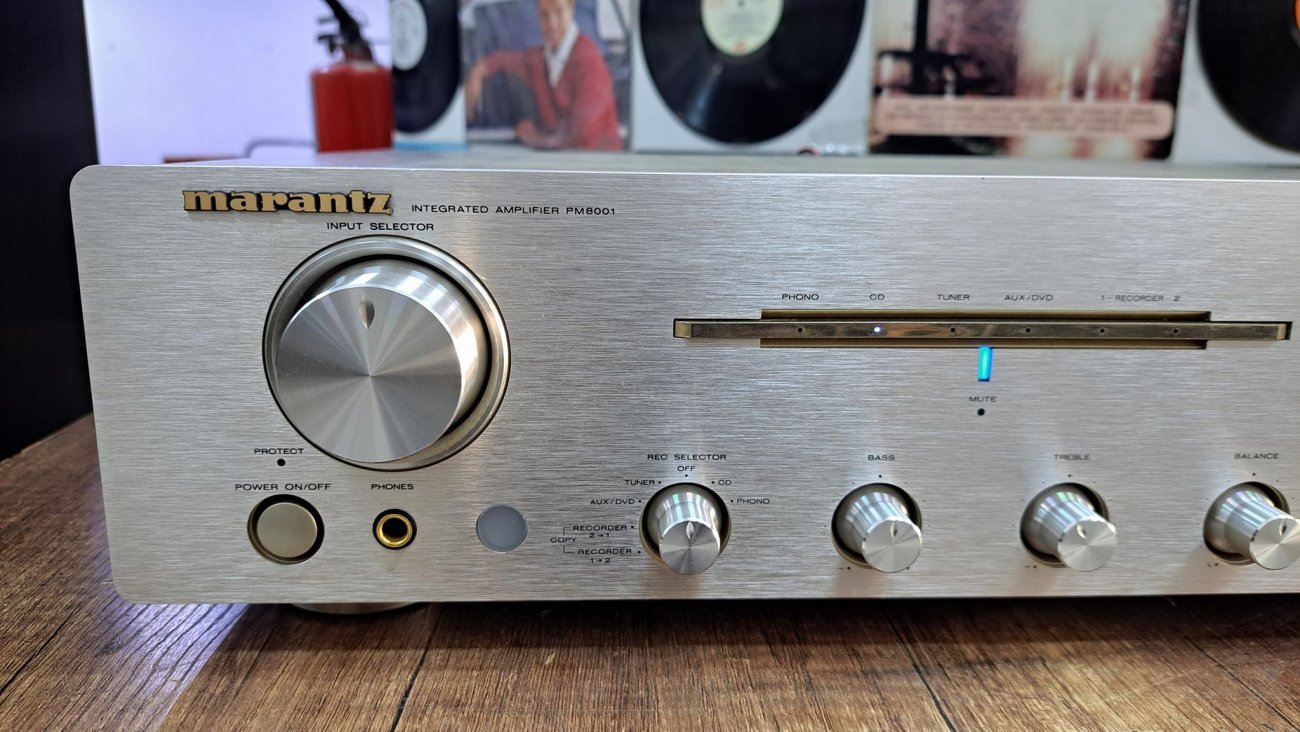 MARANTZ MODELO PM8001