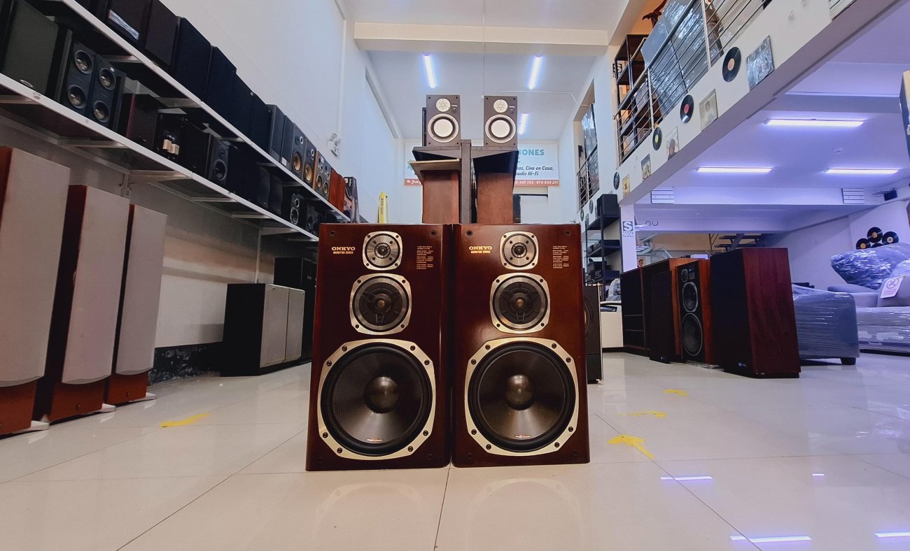 ONKYO MODELO 2000X