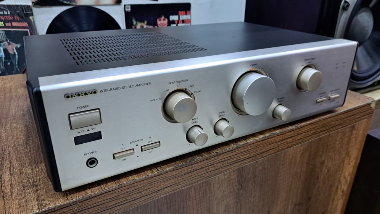 ONKYO MODELO A-912