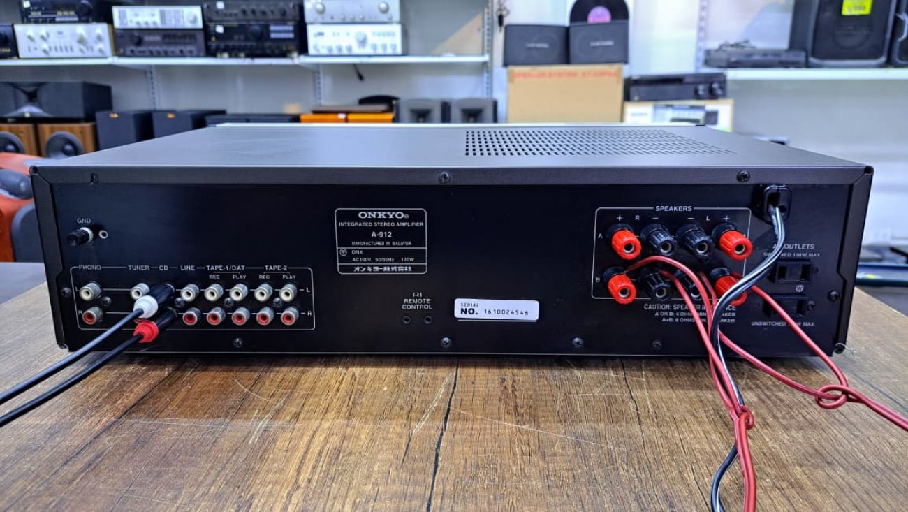 ONKYO MODELO A-912