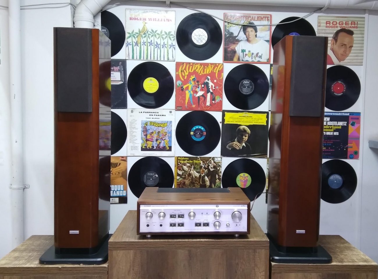 ONKYO MODELO D-508E