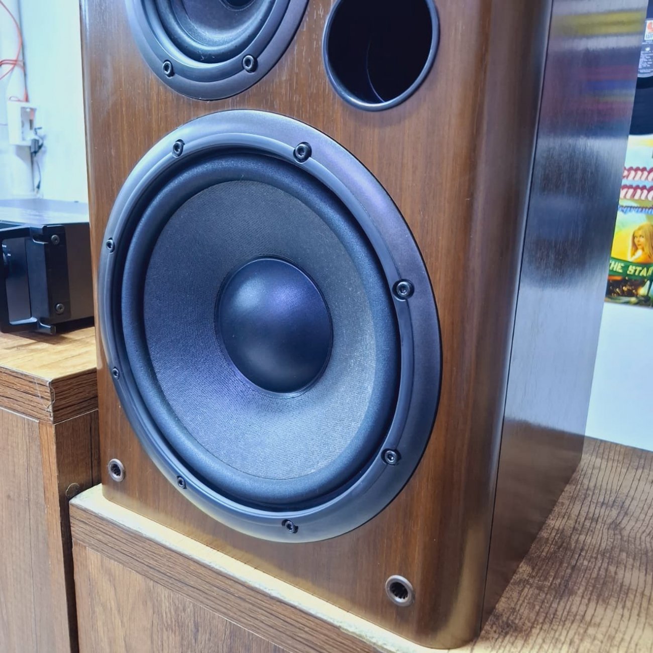 ONKYO MODELO D-66RX