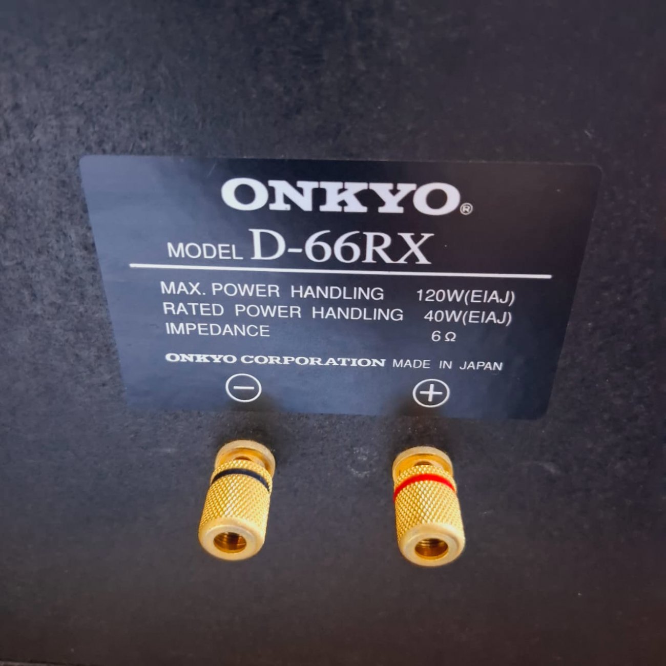 ONKYO MODELO D-66RX