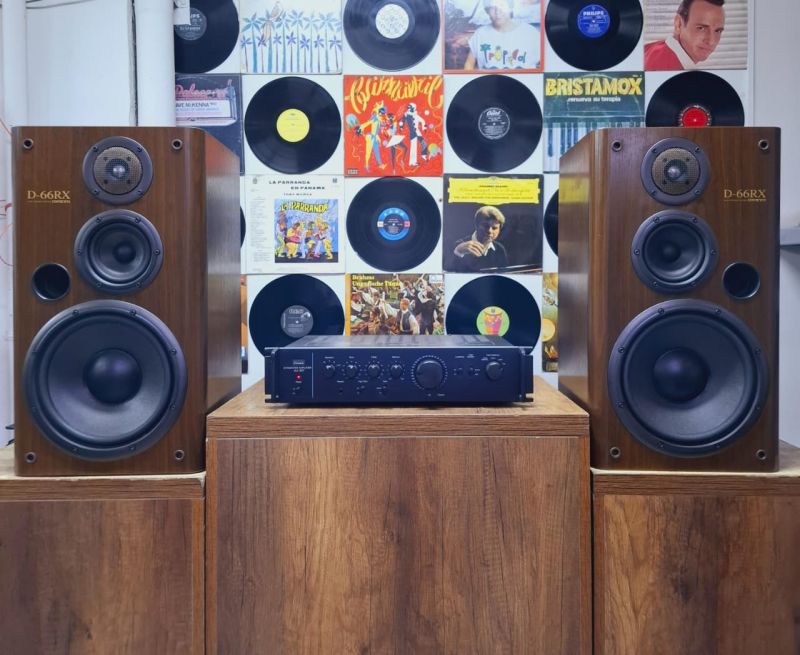 ONKYO MODELO D-66RX