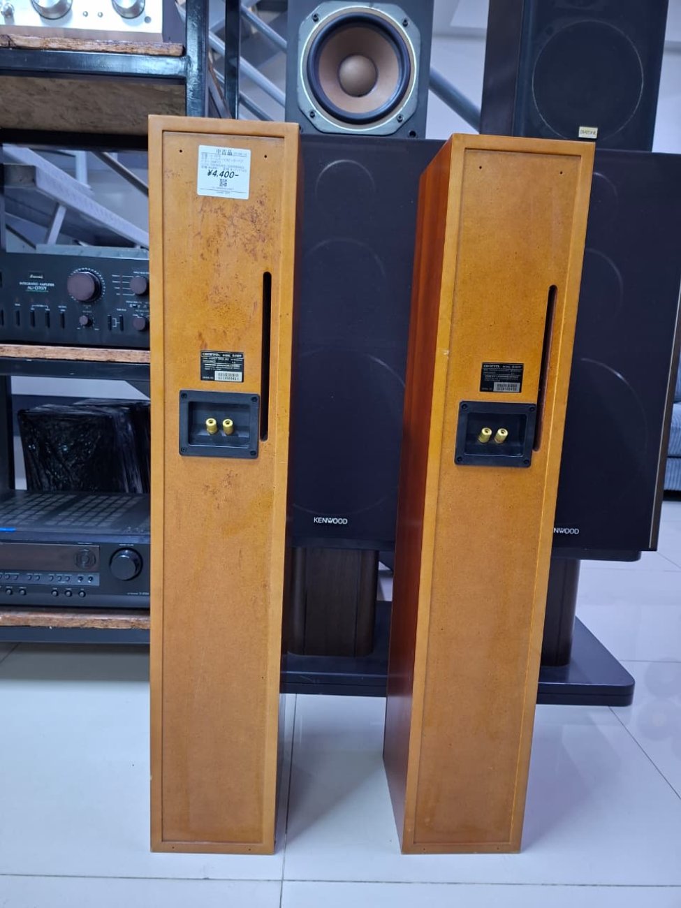 ONKYO MODELO D-702F