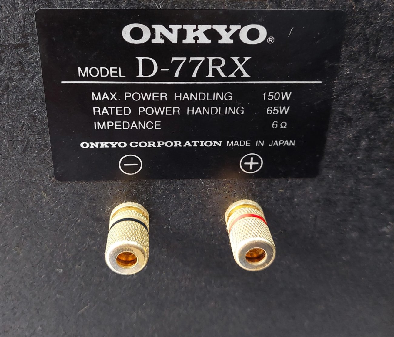 ONKYO MODELO D-77RX