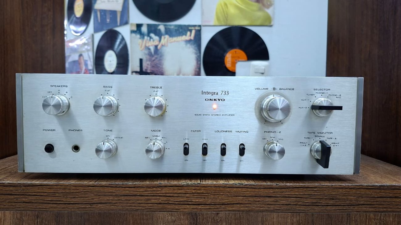 ONKYO MODELO INTEGRA 733