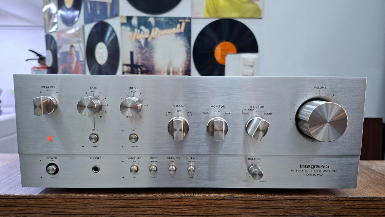 ONKYO MODELO INTEGRA A-5