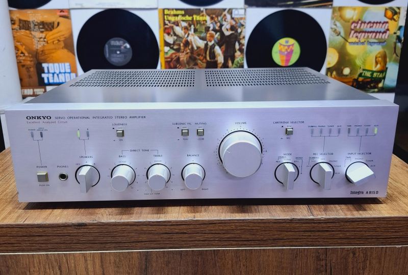 ONKYO MODELO INTEGRA A-815D
